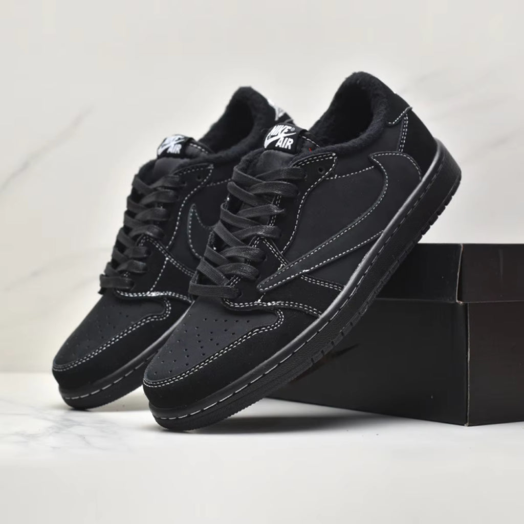 JORDAN 1 LOW x TRAVIS SCOTT PHANTOM