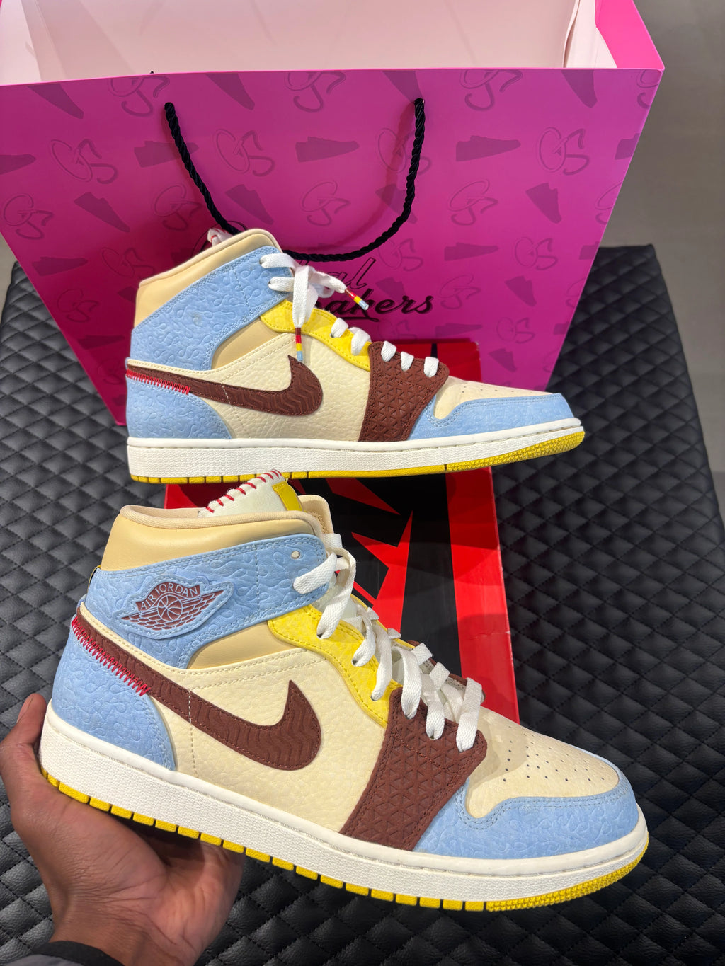 JORDAN 1 MID SE x FEARLESS MAISON CHATEAU ROUGE