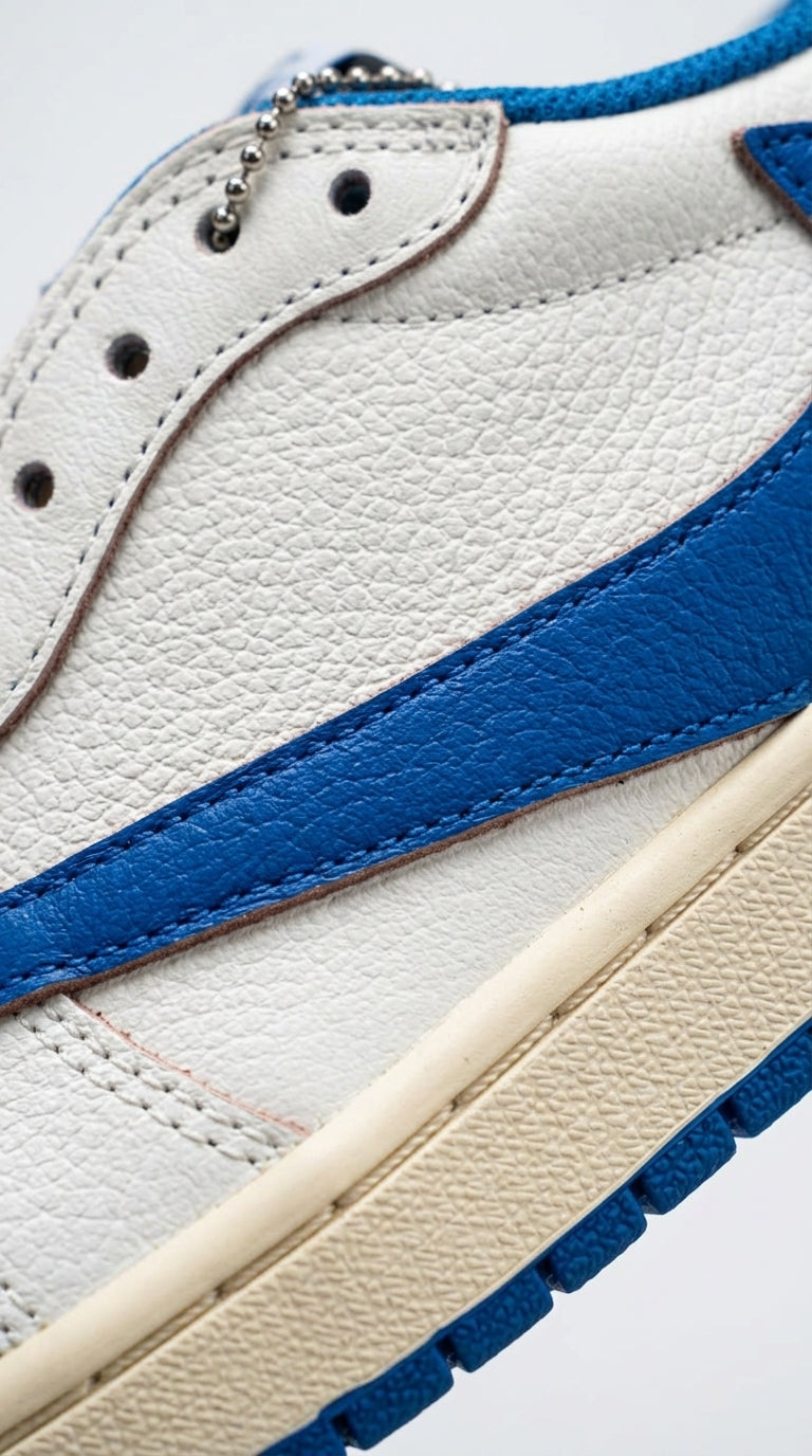 JORDAN 1 LOW OG x TRAVIS SCOTT FRAGMENT