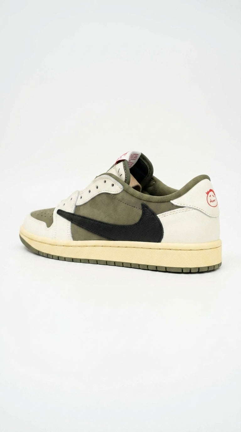 JORDAN 1 LOW x TRAVIS SCOTT OLIVE