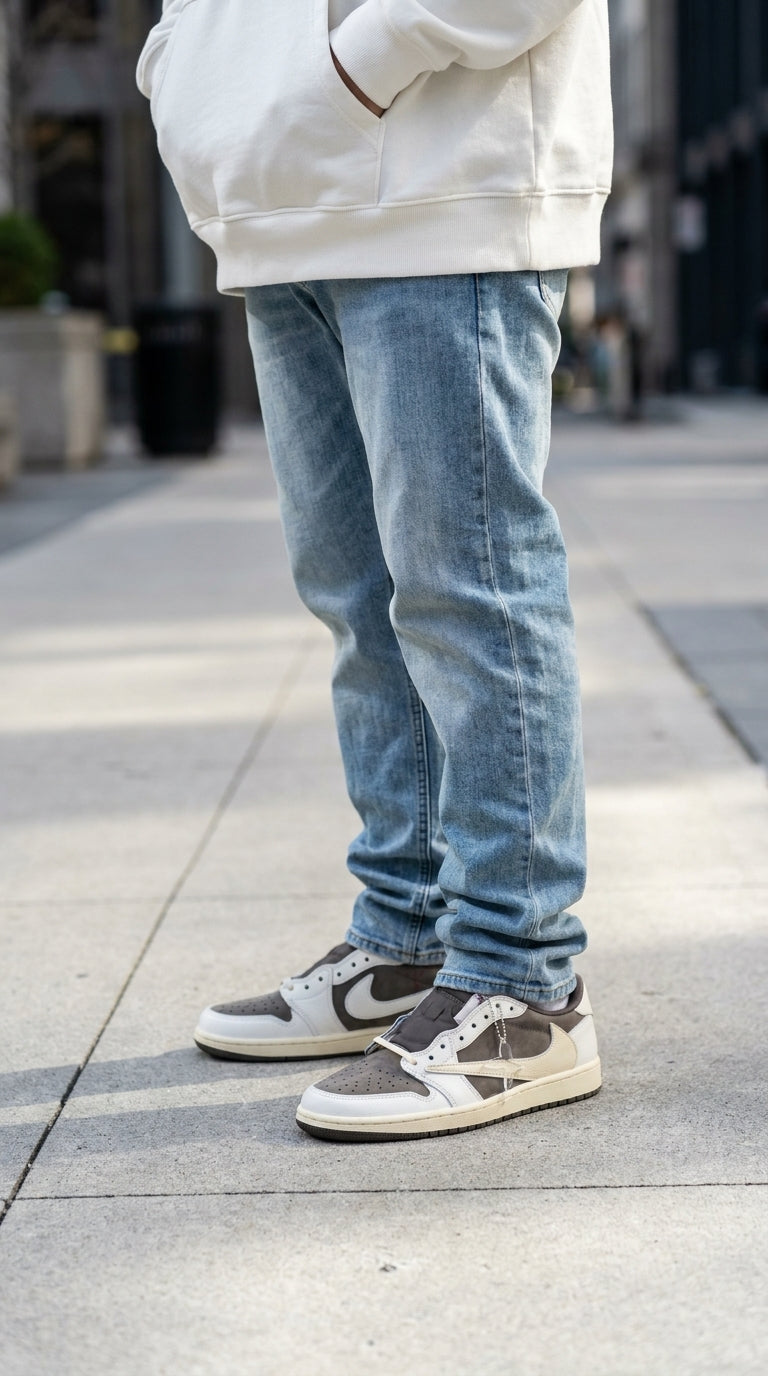 JORDAN 1 LOW x TRAVIS SCOTT REVERSE MOCHA