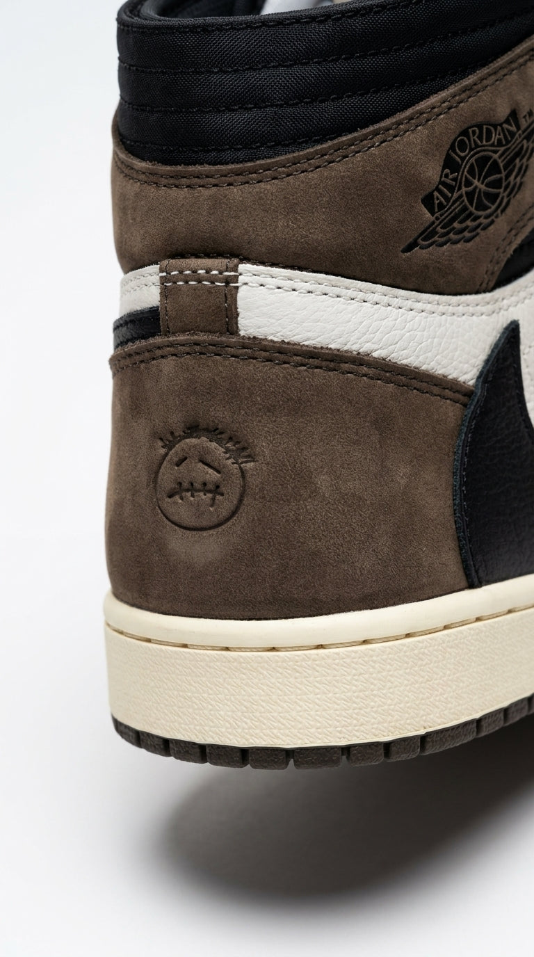 JORDAN 1 RETRO HIGH x TRAVIS SCOTT