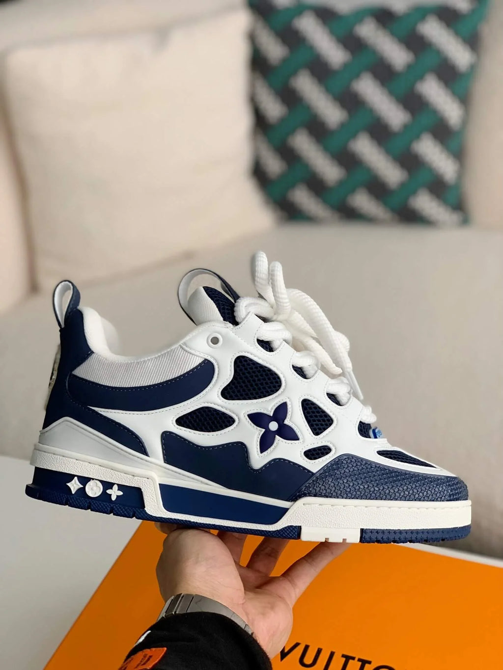 LV SKATE SNEAKER MARINE WHITE
