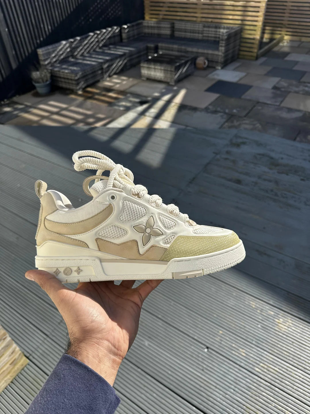 LV SKATE SNEAKER BEIGE WHITE