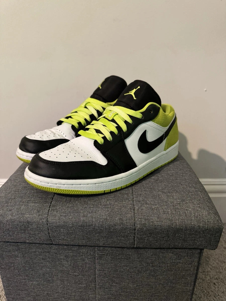 JORDAN 1 LOW x BLACK CYBER
