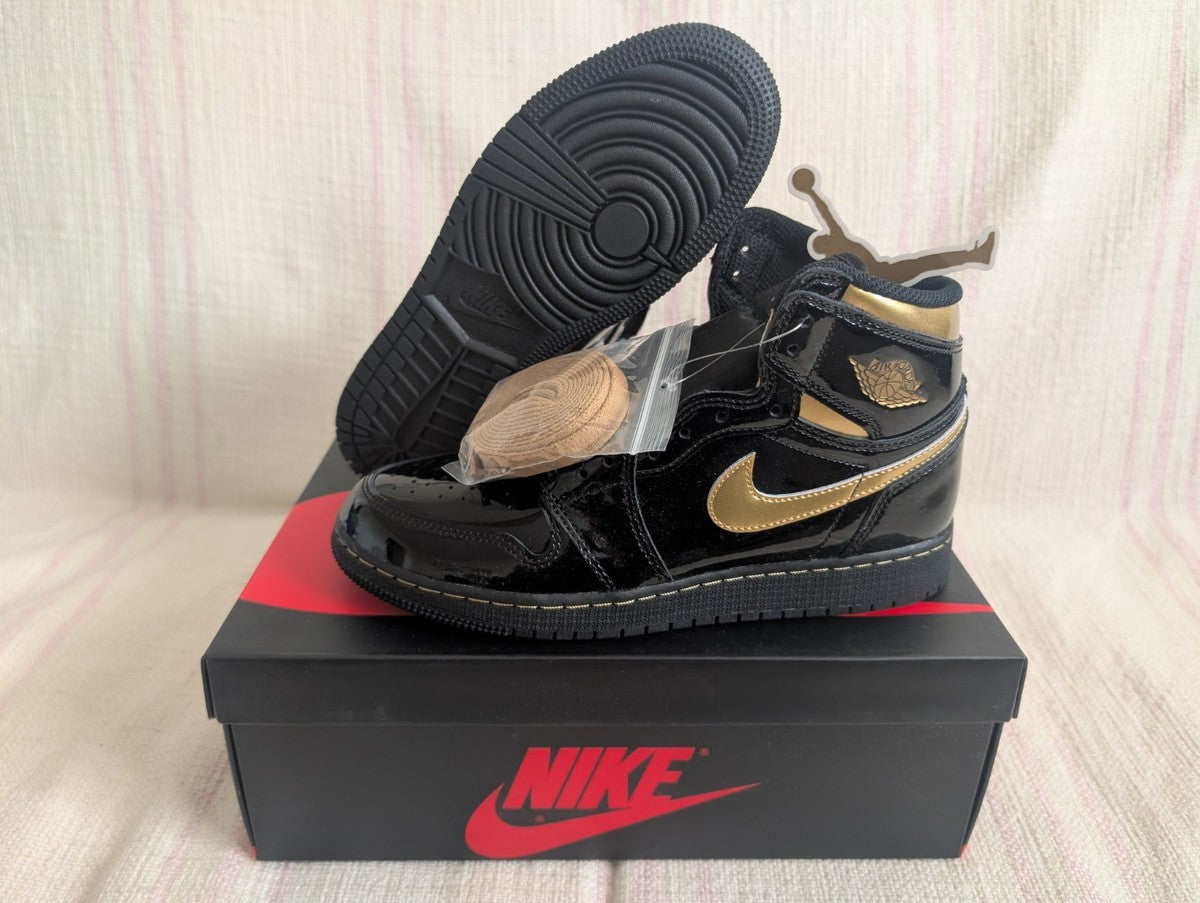JORDAN 1 HIGH x BLACK METALLIC GOLD