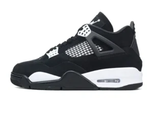 JORDAN 4 RETRO x WHITE THUNDER