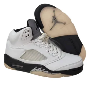 JORDAN 5 RETRO WHITE/BLACK
