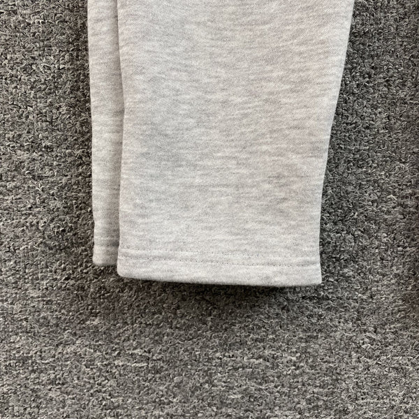 SYNA WORLD COLLEGE SWEATPANTS GREY