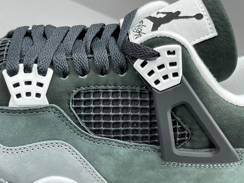 AIR JORDAN 4 x FEAR