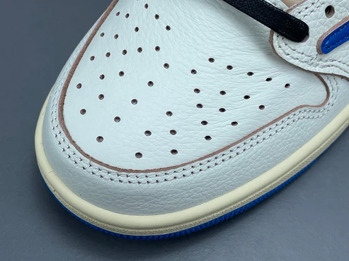JORDAN 1 LOW OG x TRAVIS SCOTT FRAGMENT