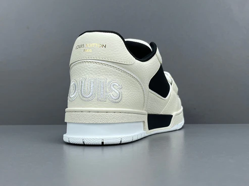 LOUIS VUITTON LV TRAINER SNEAKER