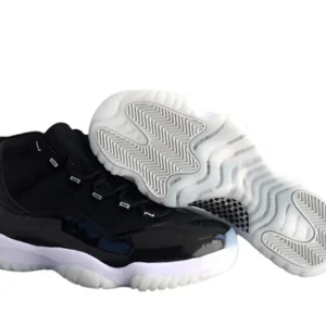 AIR JORDAN 11 "Black Silver"