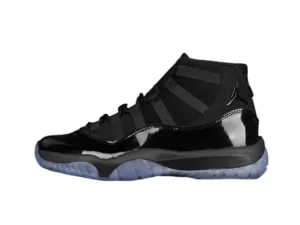AIR JORDAN 11 RETRO CAP AND GOWN BLACK/BLACK-BLACK