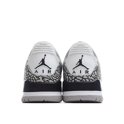 AIR JORDAN 11 "White/Black"