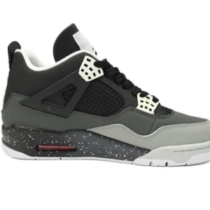 Air Jordan 4 Retro “Fear Pack”
