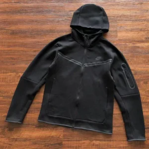 NIKE TECH FLEECE HOODIE x BLACK