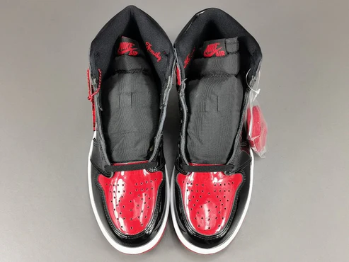 JORDAN 1 HIGH OG x PATENT BRED