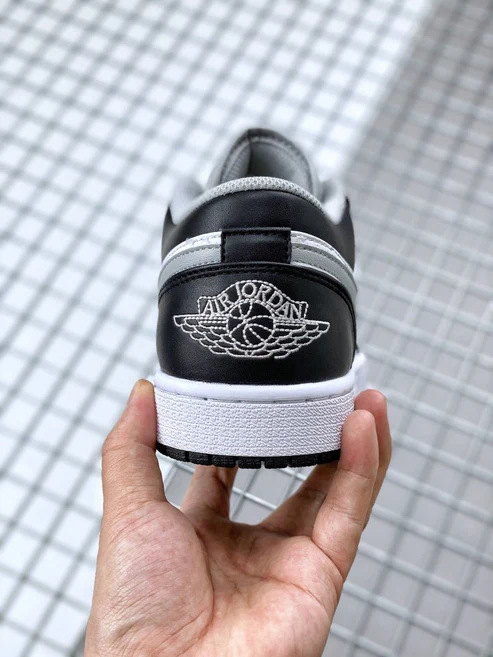 JORDAN 1 LOW x SHADOW