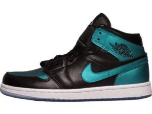 JORDAN 1 MID x IRIDESCENT BLACK