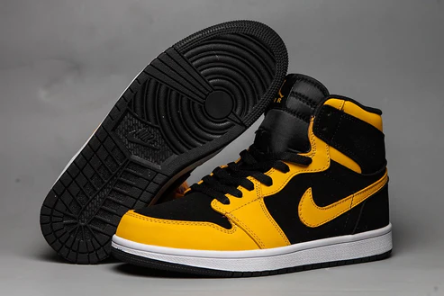 JORDAN 1 MID x REVERSE NEW LOVE