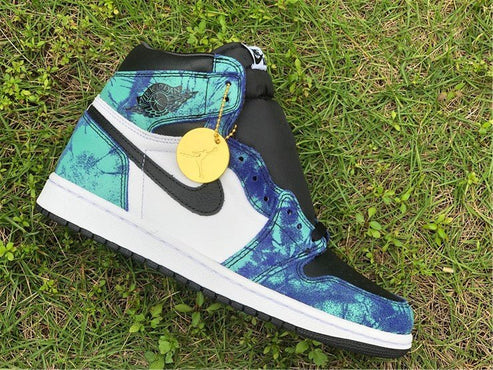 JORDAN 1 RETRO HIGH x ZOOM ZEN GREEN