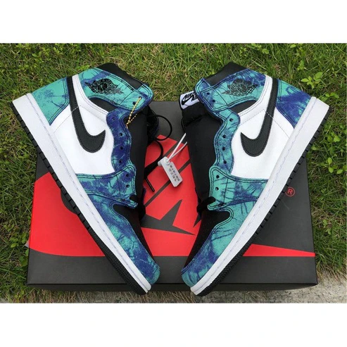 JORDAN 1 RETRO HIGH x ZOOM ZEN GREEN