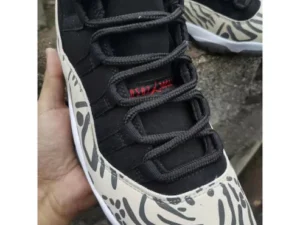 JORDAN 11 RETRO x JUBILEE
