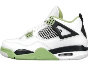 JORDAN 4 x SEAFOAM