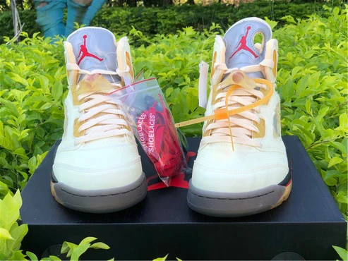 Jordan 5 Off-white