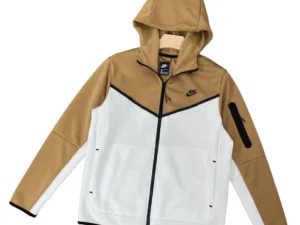 NIKE TECH FLEECE HOODIE x SANDALWOOD/LIGHT BONE/BLACK